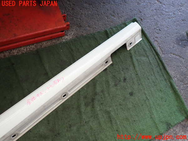2UPJ-9231661390]ベンツ B180(246242)(246)右サイドステップ 中古_2