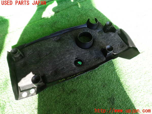 2UPJ-9231662160]ベンツ B180(246242)(246)エンジンアッパーカバー 中古_2