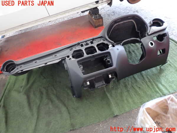 2UPJ-9231667505]ベンツ B180(246242)(246)ダッシュボード 中古_2