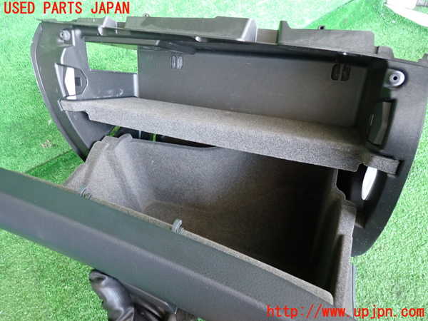 2UPJ-9231667516]ベンツ B180(246242)(246)グローブボックス1 中古_3