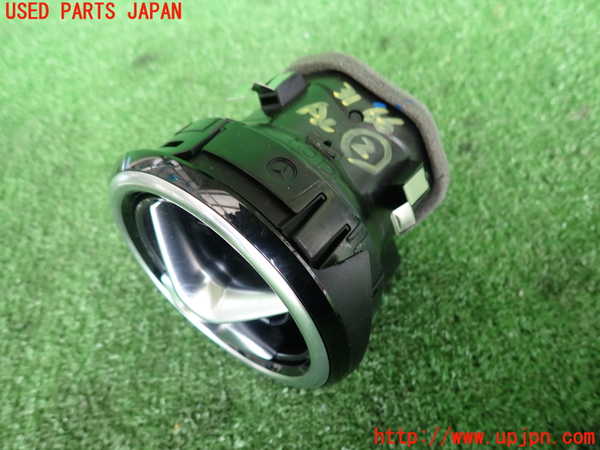 2UPJ-9231667527]ベンツ B180(246242)(246)エアコン吹き出し口2 (右) 中古_2