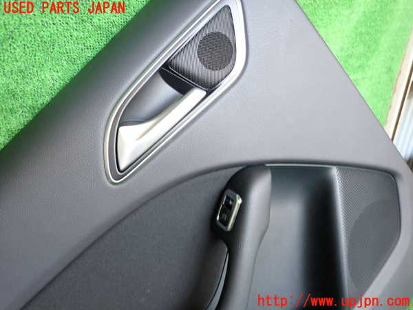 2UPJ-9231661324]ベンツ B180(246242)(246)左後ドア内張り 中古_2