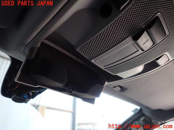 2UPJ-9231666411]ベンツ B180(246242)(246)ルームランプ1 (1列目真中) 中古_2