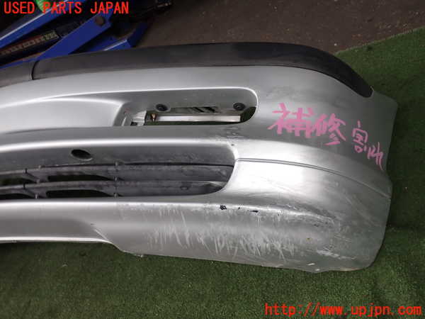 2UPJ-9231671010]BMW 320i(AV22)フロントバンパー ジャンク品 中古  E46_3