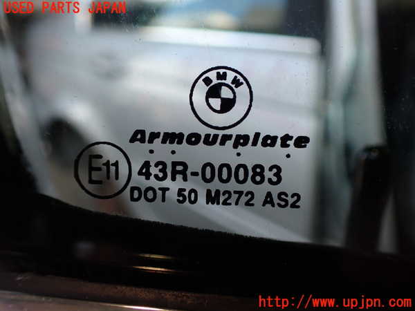 2UPJ-9231671230]BMW 320i(AV22)右前ドア 中古  E46_4