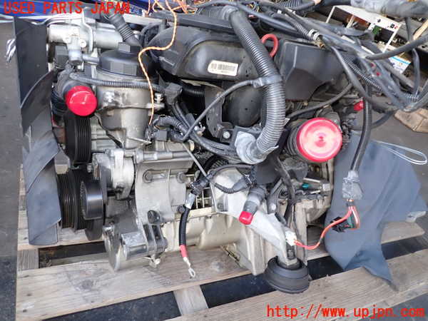 2UPJ-9231672010]BMW 320i(AV22)エンジン 22 6S 中古  E46_2