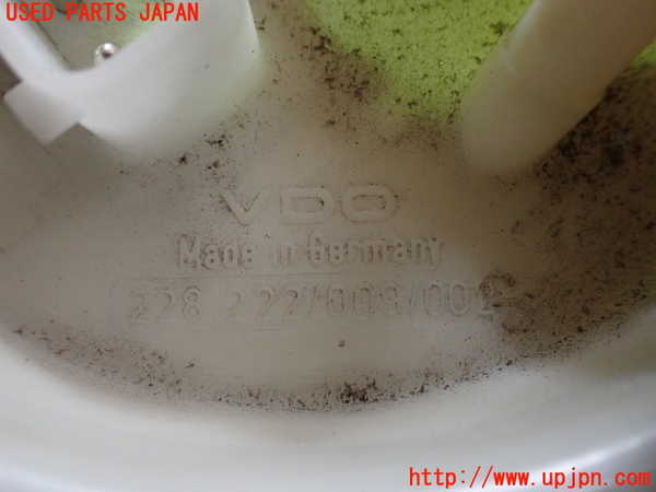 2UPJ-9231672510]BMW 320i(AV22)燃料ポンプ 中古  E46_3
