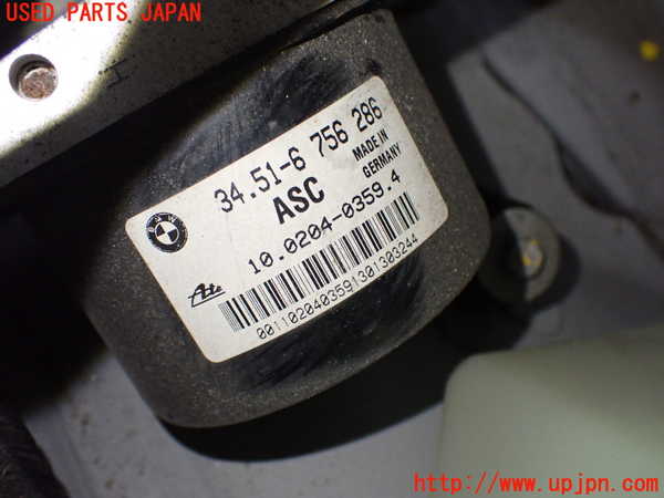 2UPJ-9231674040]BMW 320i(AV22)ABSアクチュエーター 中古  E46_3