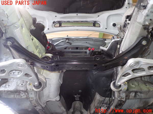 2UPJ-9231675285]BMW 320i(AV22)フロントメンバー 中古  E46_2