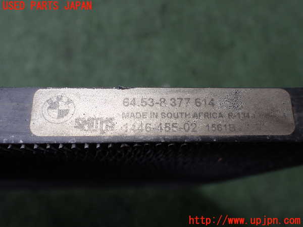 2UPJ-9231676031]BMW 320i(AV22)エアコンコンデンサー1 中古  E46_3