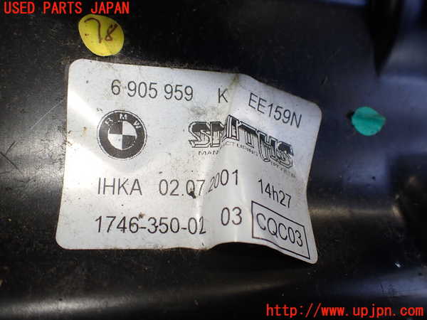 2UPJ-9231676081]BMW 320i(AV22)エバポレーター1 中古  E46_3