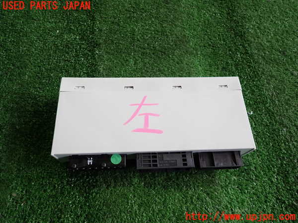 2UPJ-9231676146]BMW 320i(AV22)コンピューター1 (61 35-6 914 364 9) 中古  E46_2