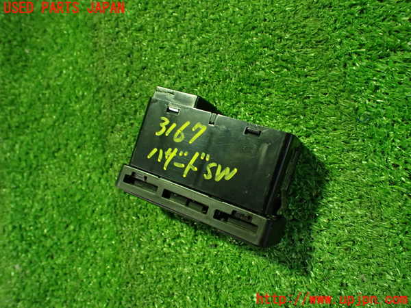 2UPJ-9231676290]BMW 320i(AV22)ハザードスイッチ 中古  E46_2