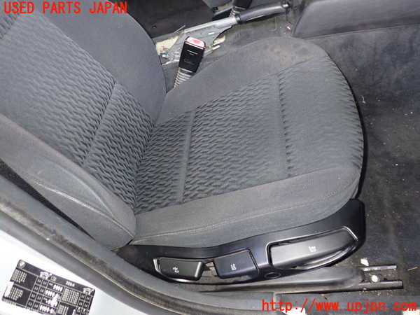 2UPJ-9231677035]BMW 320i(AV22)運転席シート 中古  E46_2