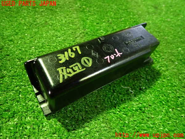 2UPJ-9231677821]BMW 320i(AV22)灰皿1 中古  E46_2