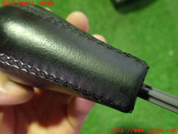 2UPJ-9231677570]BMW 320i(AV22)シフトノブ 中古  E46_3