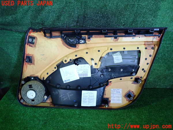 2UPJ-9231671264]BMW 320i(AV22)左前ドア内張り ジャンク品 中古  E46_3