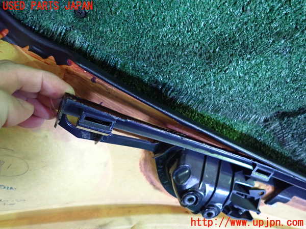 2UPJ-9231671264]BMW 320i(AV22)左前ドア内張り ジャンク品 中古  E46_4