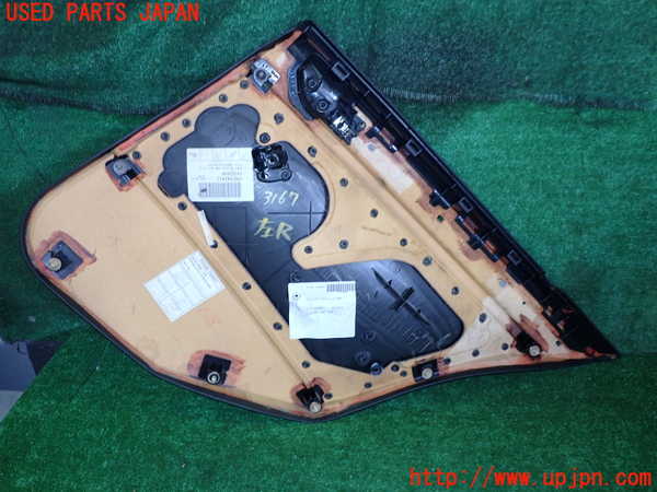 2UPJ-9231671324]BMW 320i(AV22)左後ドア内張り ジャンク品 中古  E46_3