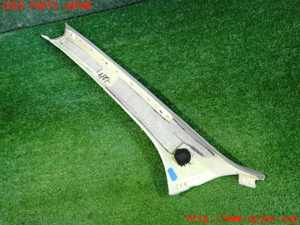 2UPJ-9231677655]BMW 320i(AV22)右フロントピラートリム ジャンク品 中古  E46_3