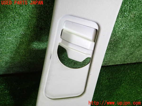2UPJ-9231677665]BMW 320i(AV22)右センターピラートリム 中古  E46_2