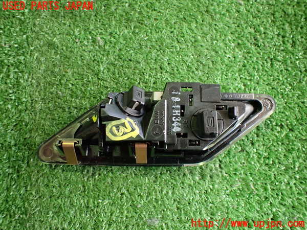2UPJ-9231676413]BMW 320i(AV22)ルームランプ3 (左) 中古  E46_2