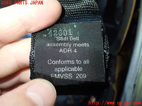 2UPJ-9231677185]BMW 320i(AV22)左2列目シートベルト 中古  E46_3