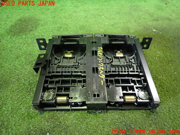 2UPJ-9231687810]イプサム(ACM21W)ドリンクホルダー 中古_3