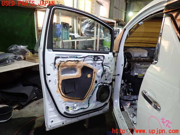 1UPJ-9231691260]ヴェルファイアハイブリッド(AYH30W)左前ドア NSG M5O5 中古_5