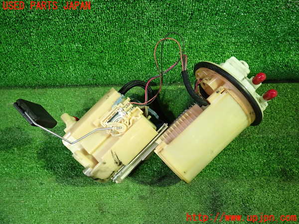 1UPJ-9231692510]ヴェルファイアハイブリッド(AYH30W)燃料ポンプ 中古_2