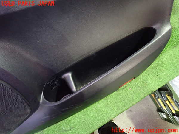 1UPJ-9231691234]ヴェルファイアハイブリッド(AYH30W)右前ドア内張り 中古_3
