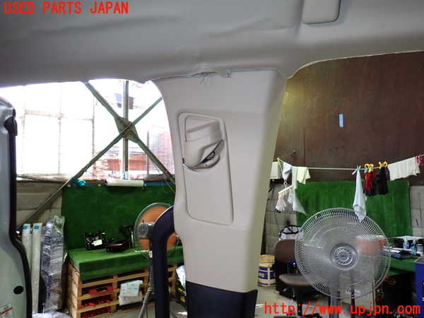 1UPJ-9231697670]ヴェルファイアハイブリッド(AYH30W)左センターピラートリム 中古_2