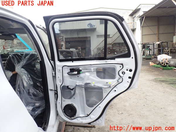 1UPJ-9231701290]ライズ(RAIZE) ハイブリッド(A202A)右後ドア 中古 AGC M2L2 43R-007952_4