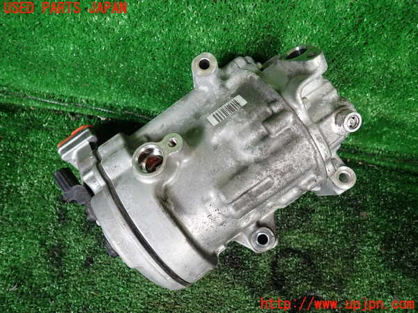 1UPJ-9231706025]ライズ(RAIZE) ハイブリッド(A202A)エアコンコンプレッサー 中古_2