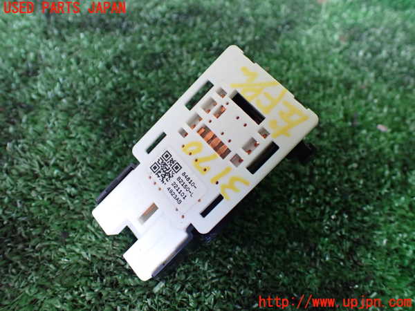 1UPJ-9231706245]ライズ(RAIZE) ハイブリッド(A202A)左前パワーウィンドウスイッチ 中古_2