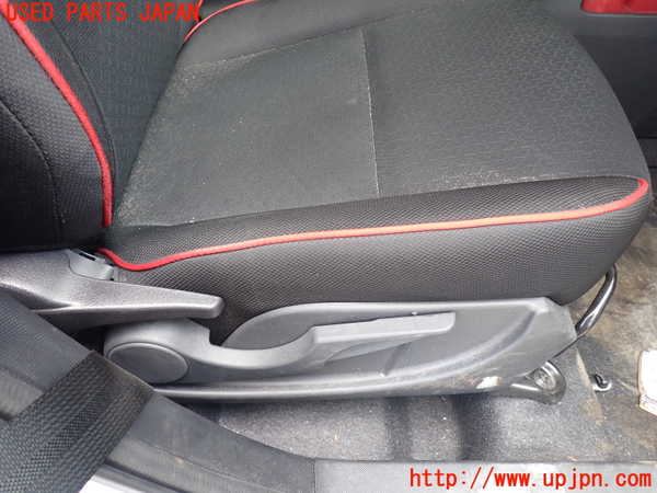 1UPJ-9231707035]ライズ(RAIZE) ハイブリッド(A202A)運転席シート 中古_4