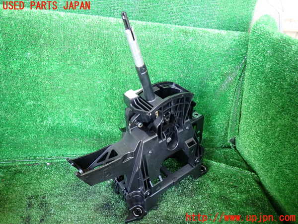 1UPJ-9231707555]ライズ(RAIZE) ハイブリッド(A202A)ATシフトレバー 中古_2