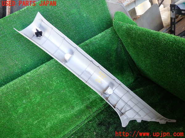 1UPJ-9231707655]ライズ(RAIZE) ハイブリッド(A202A)右フロントピラートリム 中古_2