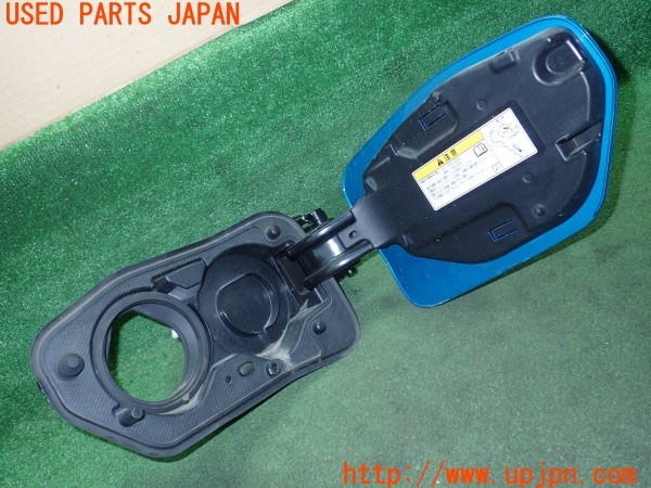 3UPJ=9231710012]プリウスPHV(ZVW52)前期 純正 74458-47030 充電ポートカバー 充電口カバー 中古_3