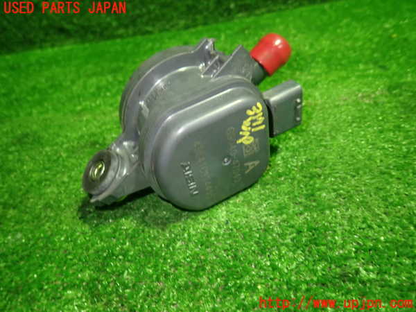 1UPJ-9231712110]プリウスPHV(ZVW52)ウォーターポンプ 中古_4