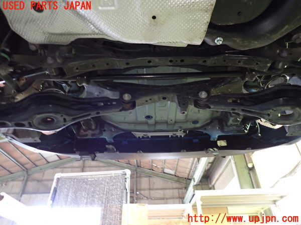1UPJ-9231715295]プリウスPHV(ZVW52)リアメンバー 中古_2