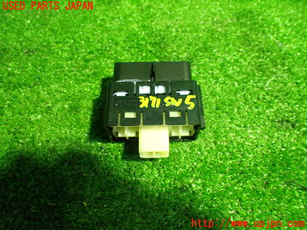 1UPJ-9231716310]プリウスPHV(ZVW52)スイッチ5 (VSC OFF) 中古_3