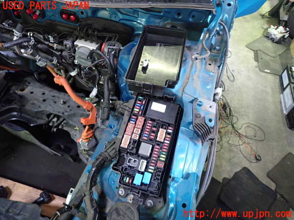 1UPJ-9231716741]プリウスPHV(ZVW52)ヒューズボックス1 中古_2