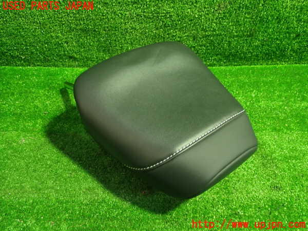1UPJ-9231717070]プリウスPHV(ZVW52)助手席ヘッドレスト 中古_2