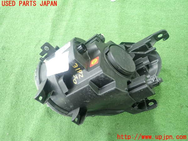 1UPJ-9231721130]フィアット・500X(33414)右ヘッドライト HID 中古_2