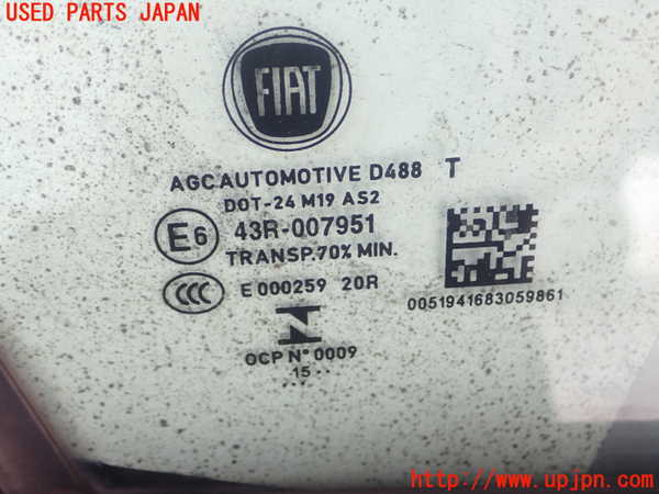 1UPJ-9231721230]フィアット・500X(33414)右前ドア 中古 AGC M19 43R-007951_2