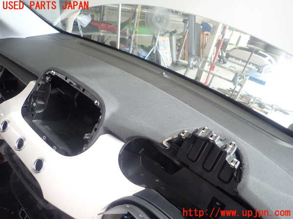 1UPJ-9231727505]フィアット・500X(33414)ダッシュボード 中古_4