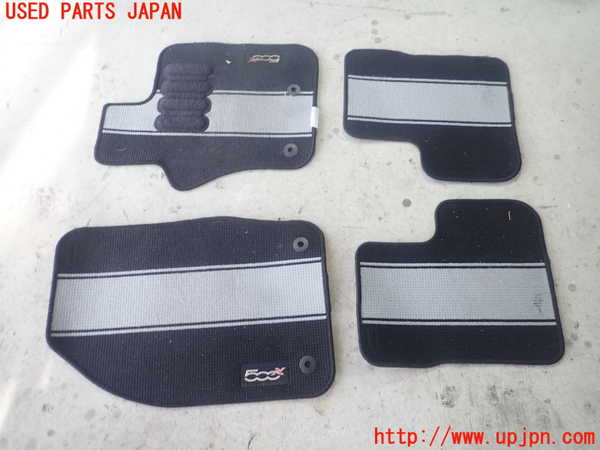 1UPJ-9231727800]フィアット・500X(33414)フロアマット 中古_2