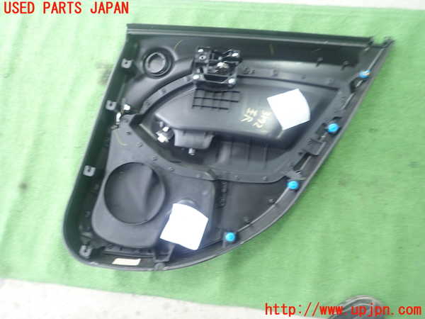1UPJ-9231721324]フィアット・500X(33414)左後ドア内張り 中古_3