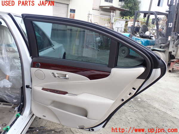 1UPJ-9231731290]レクサス・LS600hL(UVF46)右後ドア M814 中古_4